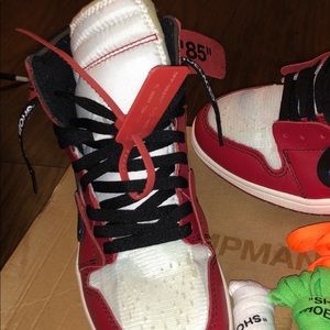 Off white Chicago 1s